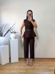 DOUBLE KUMAŞ MARKA MODEL  KEMERLİ YELEK PANTOLON TAKIM KAHVE