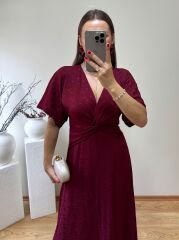 DÜĞÜM DETAYLI İPEK SATEN KENDİNDEN DESENLİ ELBİSE BORDO