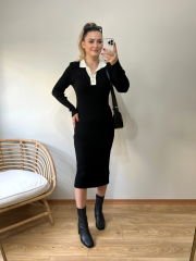 ÖNÜ AÇILABİLİR DÜĞMELİ LİKRALI TRİKO ELBİSE