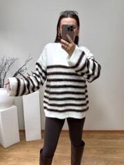 KAHVE ÇİZGİLİ YUMUŞAK KUMAŞ OVERSİZE KAZAK