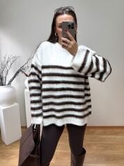 KAHVE ÇİZGİLİ YUMUŞAK KUMAŞ OVERSİZE KAZAK