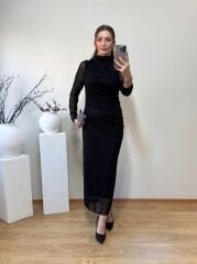 DRAPELİ KENDİNDEN SİMLİ TÜL ELBİSE SİYAH
