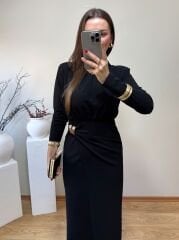 GOLD TOKA DETAYLI VATKALI KRUVAZE ELBİSE SİYAH