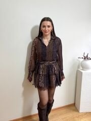 MİNİ ÇİÇEK DESENLİ ETEK VE KOL UCU DANTEL DETAYLI KEMERLİ ŞİFON GÖMLEK  ELBİSE