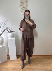 PREMİUM KIRIŞIK GÖRÜNÜMLÜ ŞALVAR TAKIM KAHVE