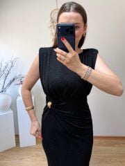GOLD TOKA DETAYLI SİMLİ KRUVAZE ELBİSE SİYAH
