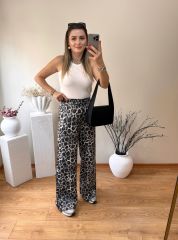 GRİ LEOPAR DESEN PARLAK KUMAŞ BELİ LASTİKLİ PANTOLON
