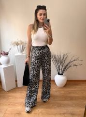 GRİ LEOPAR DESEN PARLAK KUMAŞ BELİ LASTİKLİ PANTOLON
