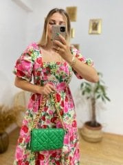 PEMBE VE KIRMIZI GÜLLÜ  KARE YAKA ELBİSE