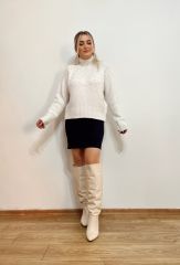 ORJ MARKA BEYAZ İNCİLİ KAZAK