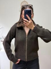 PELUŞ YAKA TRİKO HIRKA
