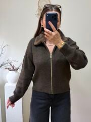 PELUŞ YAKA TRİKO HIRKA