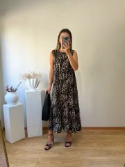 LEOPAR DESEN VİSKON KUMAŞ KOLSUZ ELBİSE