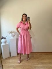 PREMIUM SERİ BONCUK VE İNCİ DETAYLI ÖNÜ İŞLEMELİ ELBİSE PEMBE