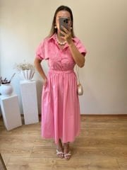 PREMIUM SERİ BONCUK VE İNCİ DETAYLI ÖNÜ İŞLEMELİ ELBİSE PEMBE