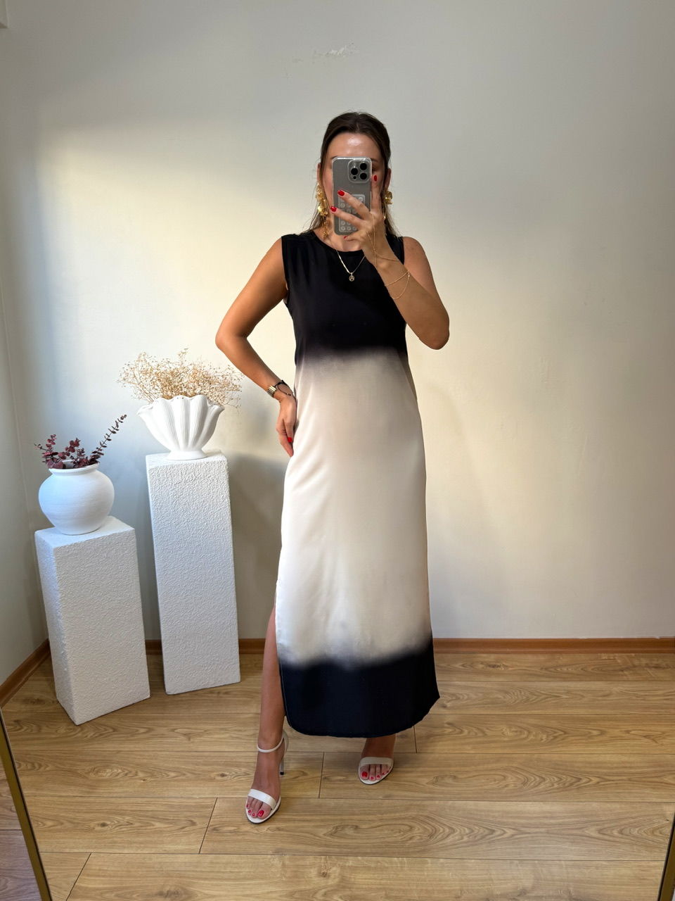 MARKA MODEL SATEN KUMAŞ OMBRELİ ELBİSE SİYAH-BEJ