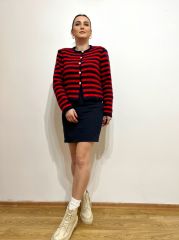 MARKA MODEL KIRMIZI ÇİZGİLİ HIRKA