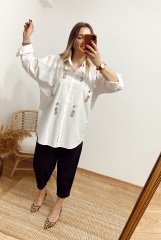 BEYAZ TAŞLI OVERSİZE GÖMLEK