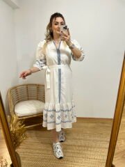 ORGANİK PAMUK KUMAŞ İŞLEMELİ İÇİ ASTARLI ELBİSE