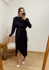 PAMUK SATEN YANDAN GRAPELİ ETEK UCU KRUVAZE ELBİSE