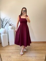 KARE YAKA PİLİSELİ ÇAN ELBİSE BORDO