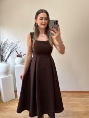 KARE YAKA PİLİSELİ ÇAN ELBİSE ACI KAHVE