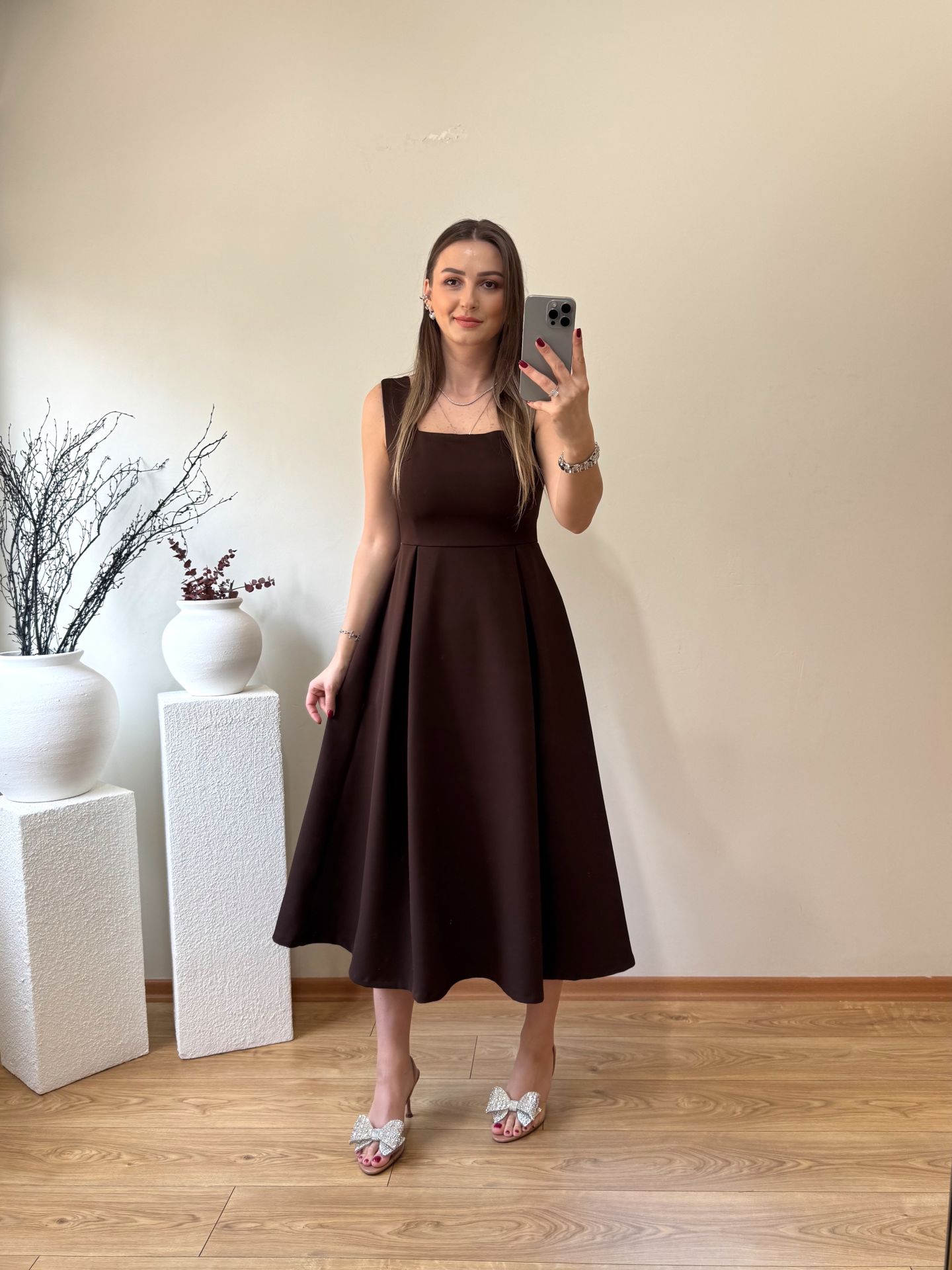 KARE YAKA PİLİSELİ ÇAN ELBİSE ACI KAHVE