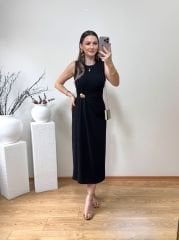 MARKA MODEL GOLD TOKA DETAYLI DRAPELİ TENSEL KUMAŞ ELBİSE SİYAH