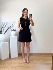 GOLD DÜĞME DETAYLI SİYAH MİNİ ELBİSE
