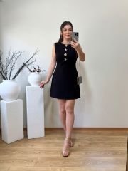 GOLD DÜĞME DETAYLI SİYAH MİNİ ELBİSE