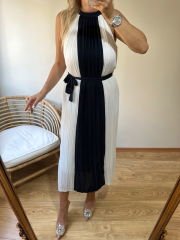 TASARIM MODEL HALTER YAKA PİLİSE KUMAŞ KUŞAKLI ELBİSE LACİVERT