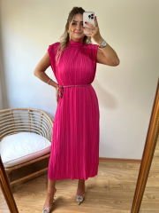 TASARIM MODEL PİLİSE KUMAŞ KEMERLİ ELBİSE PEMBE