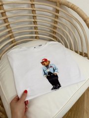 KIRMIZI ŞAPKALI BEAR T-SHİRT