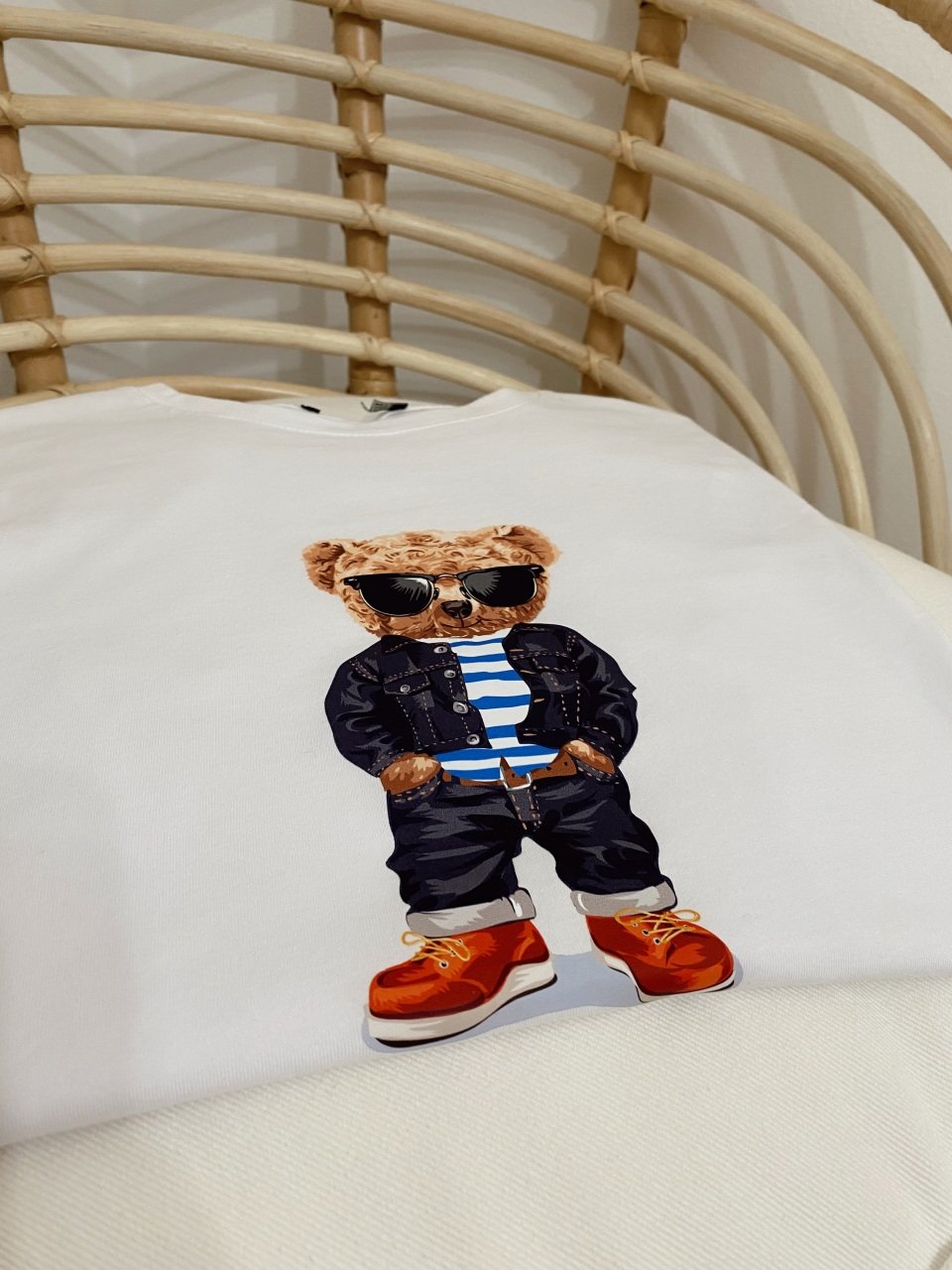 GÖZLÜKLÜ BEAR TSHİRT