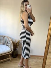 FULL LİKRALI BEYAZ ÜZERİ SİYAH ÇİZGİLİ BASİC ELBİSE